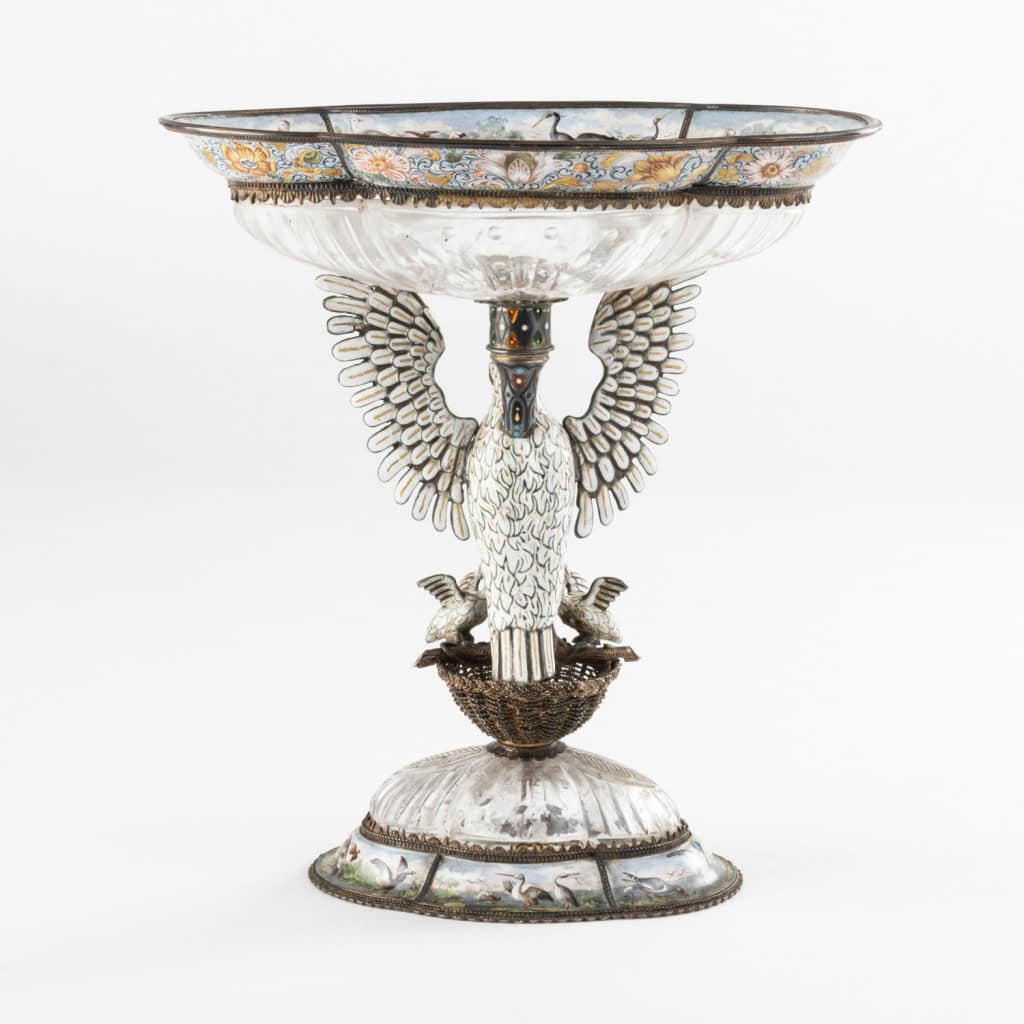 Coupe en cristal de roche et argent doré à la cigogne et décors émaillés, XIXe 5