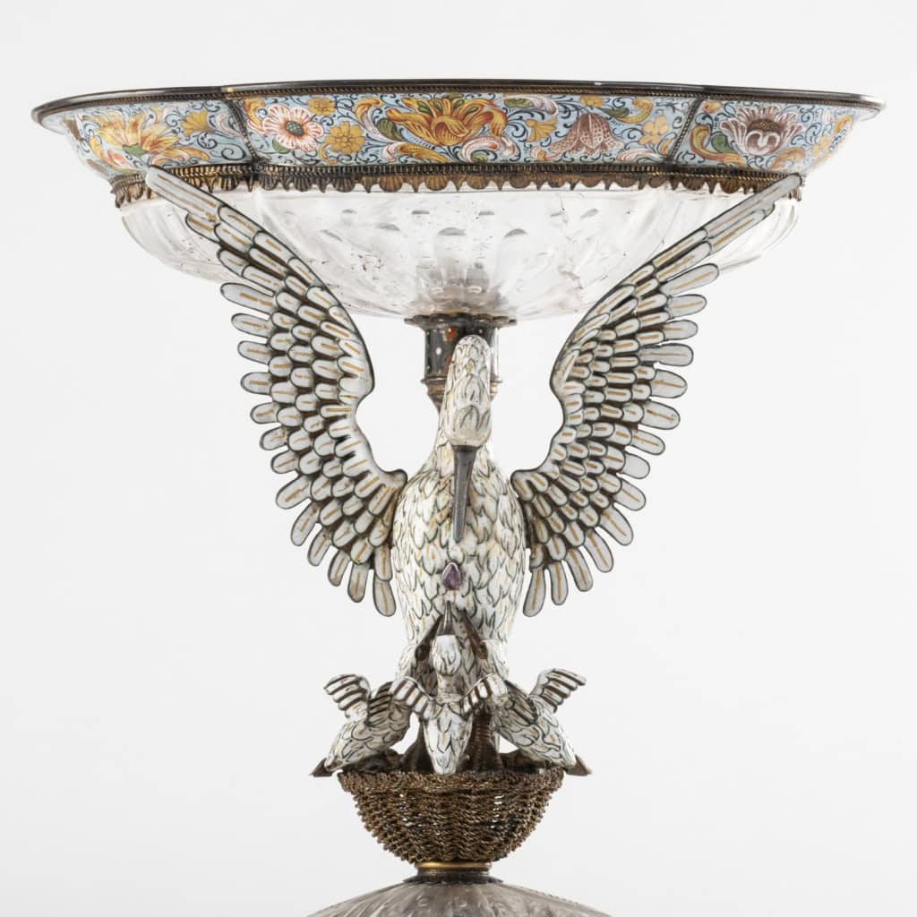 Coupe en cristal de roche et argent doré à la cigogne et décors émaillés, XIXe 7