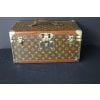 Grand Vanity case Louis Vuitton, Boite a pharmacie Vuitton 27