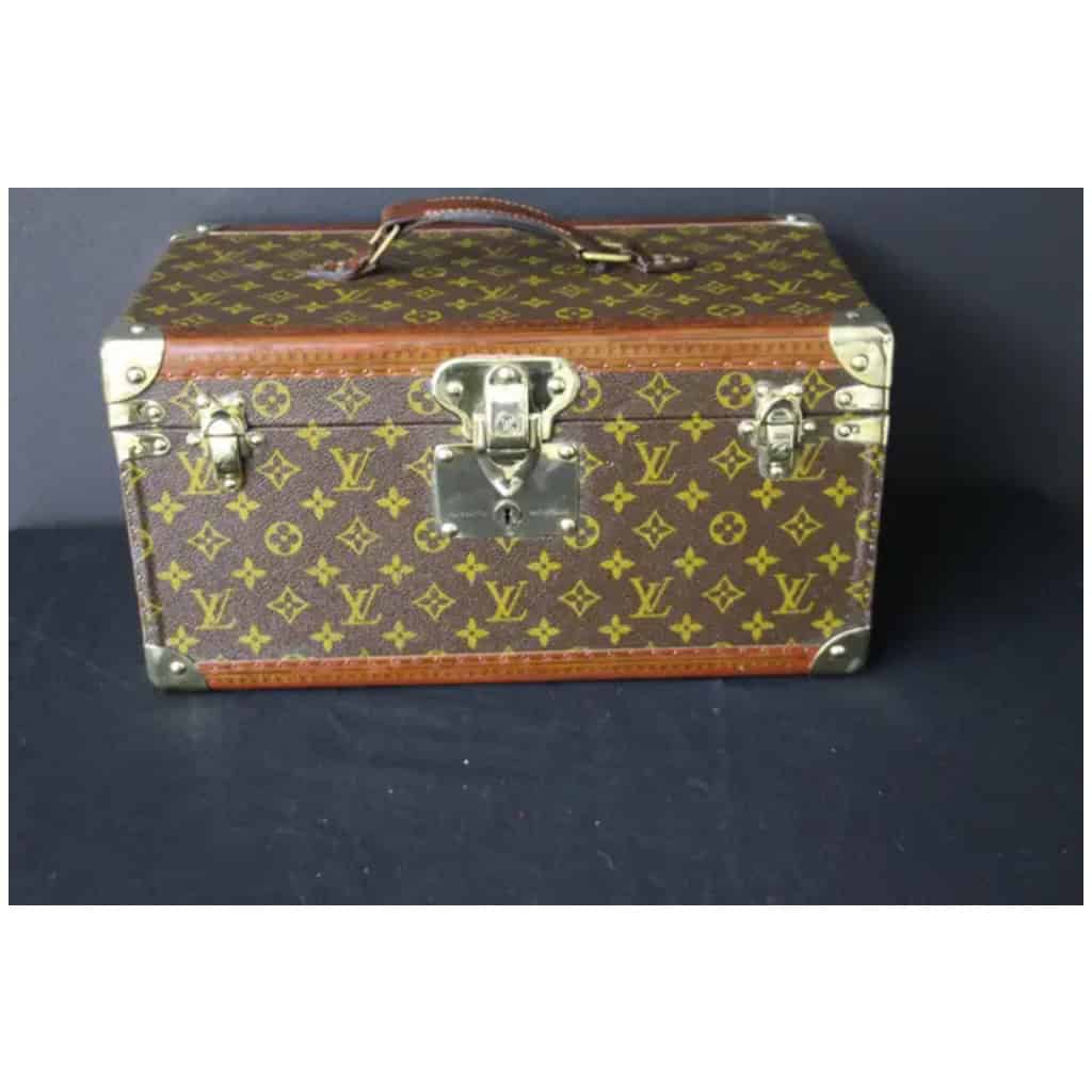 Grand Vanity case Louis Vuitton, Boite a pharmacie Vuitton 8