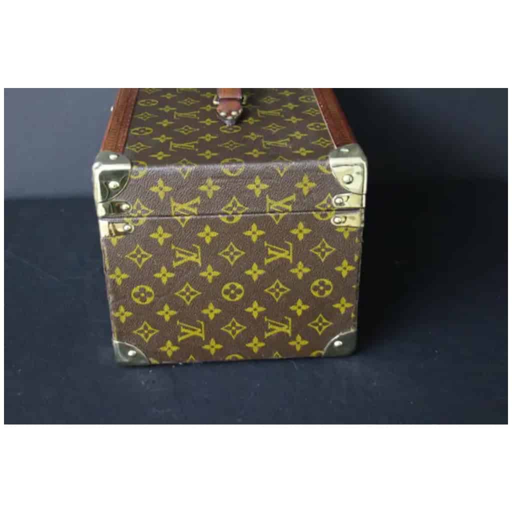 Grand Vanity case Louis Vuitton, Boite a pharmacie Vuitton 9