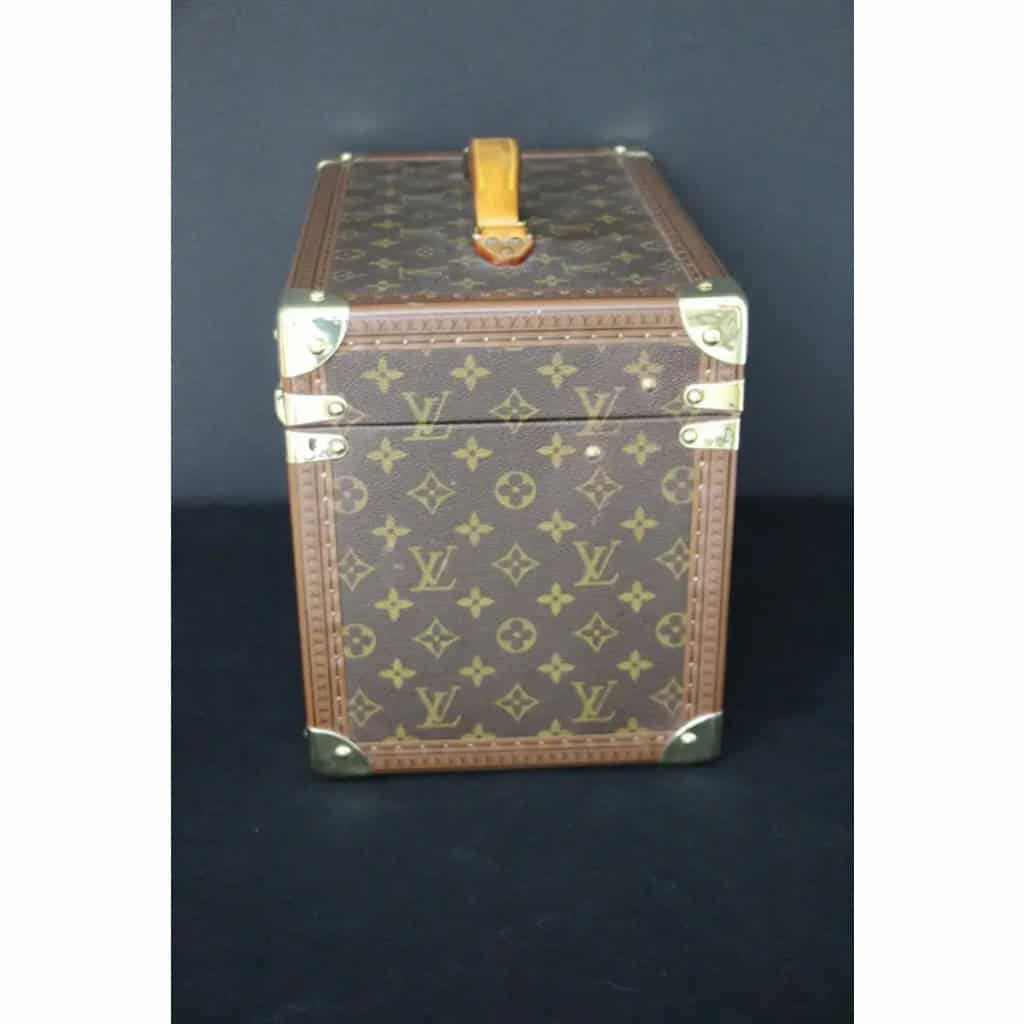 Vanity case Louis Vuitton en toile monogram 9