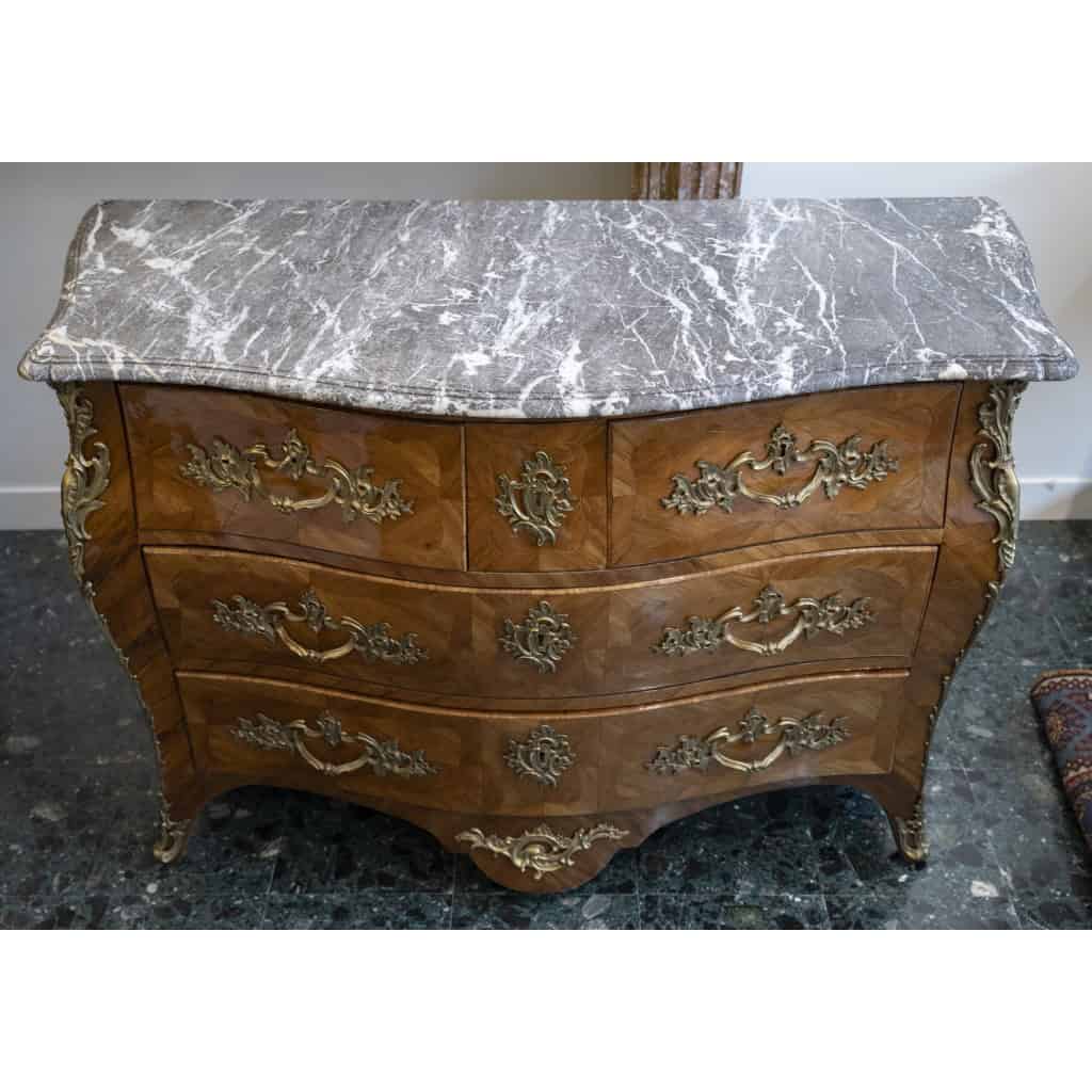 Commode L XV, estampillée P. ROUSSEL 3