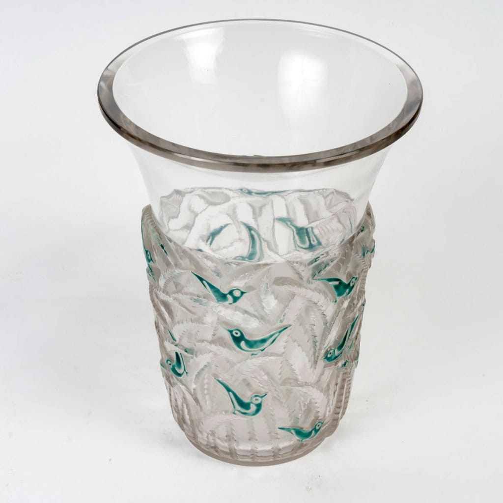 1930 René Lalique – Vase Bornéo Verre Blanc Emaillé Vert 5