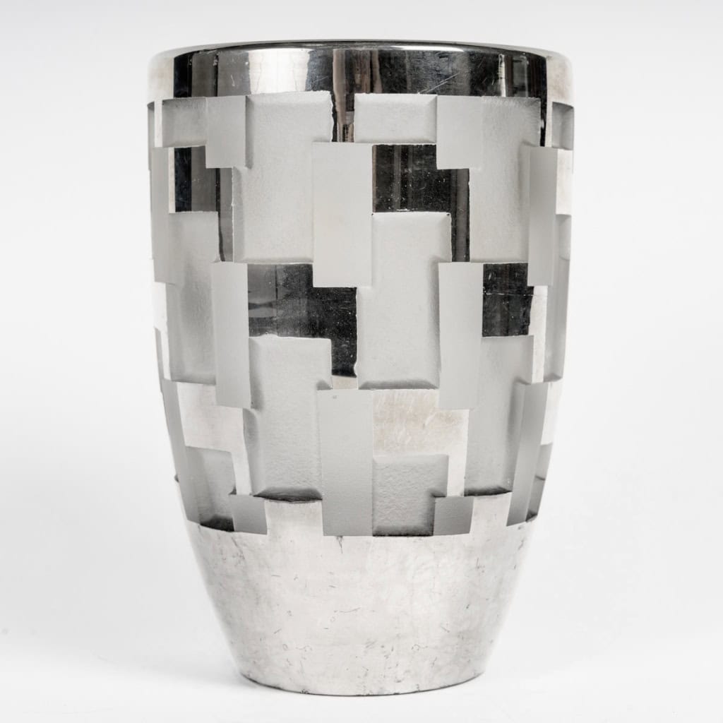 1930 Jean Luce – Vase Art Deco Moderniste Verre Blanc Emaillé Argent 3