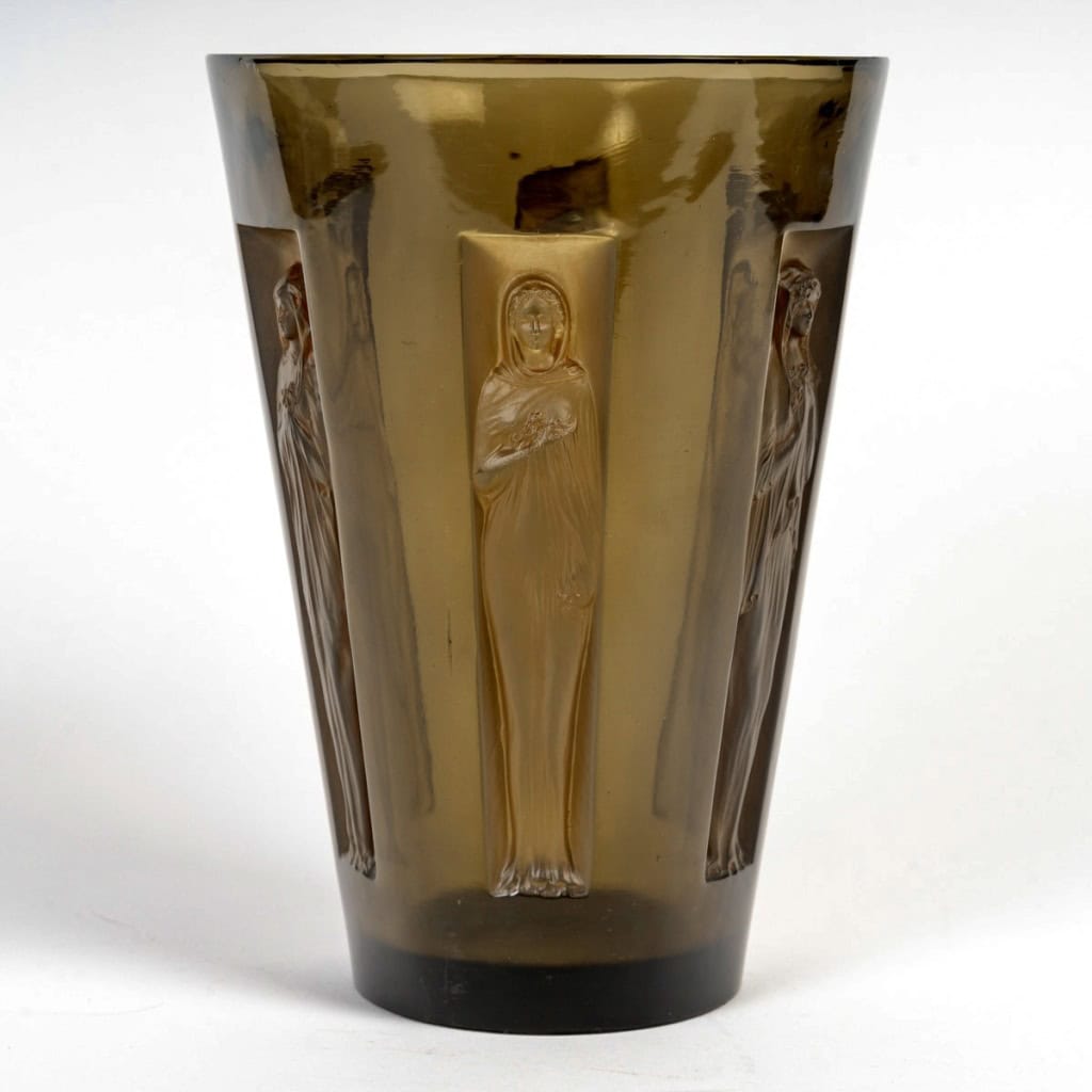 1912 René Lalique – Vase Gobelets Six Figurines Verre Topaze Fumé Patiné Sépia 7