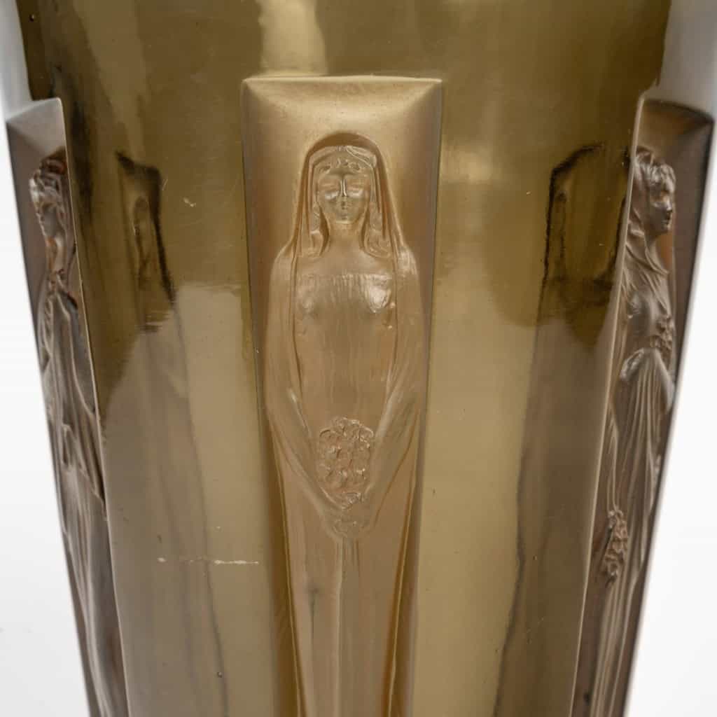 1912 René Lalique – Vase Gobelets Six Figurines Verre Topaze Fumé Patiné Sépia 10