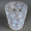 1938 René Lalique – Vase Muscat Verre Opalescent 9