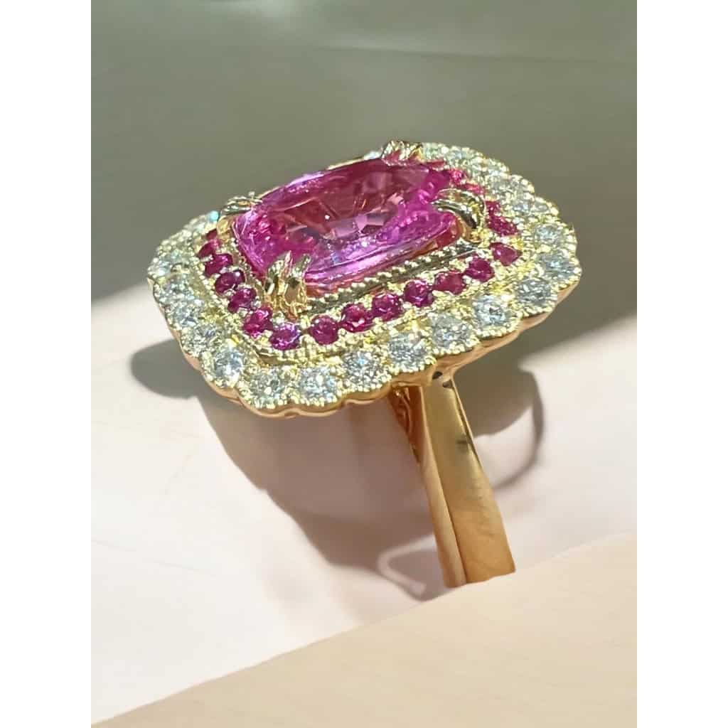 Bague Saphir rose 1.20 carat environ entouré pavage diamants et saphirs roses 7