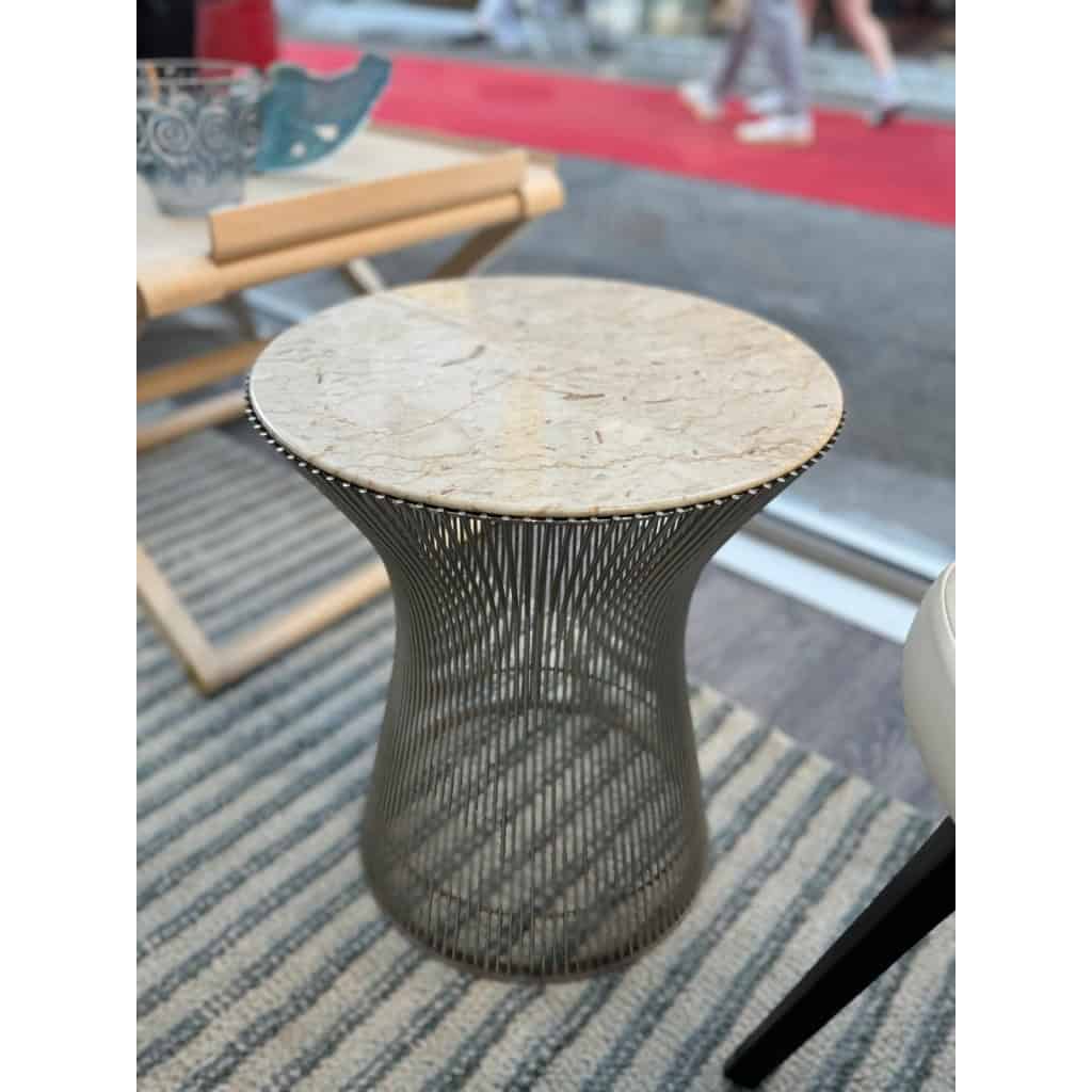 Knoll& Waren PLATNER, Paire de tables d’appoint en acier, plateau en marbre blanc veiné beige 4