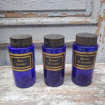 Pot d’herboriste/pharmacie, verre soufflé bleu cobalt, fin XIXème