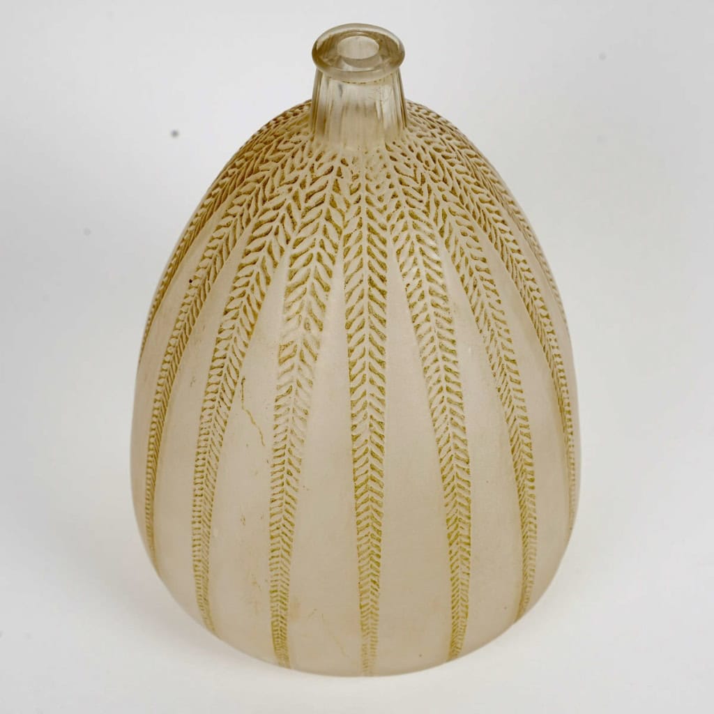 1921 René Lalique – Vase Mimosa Verre Blanc Patiné Vert 4