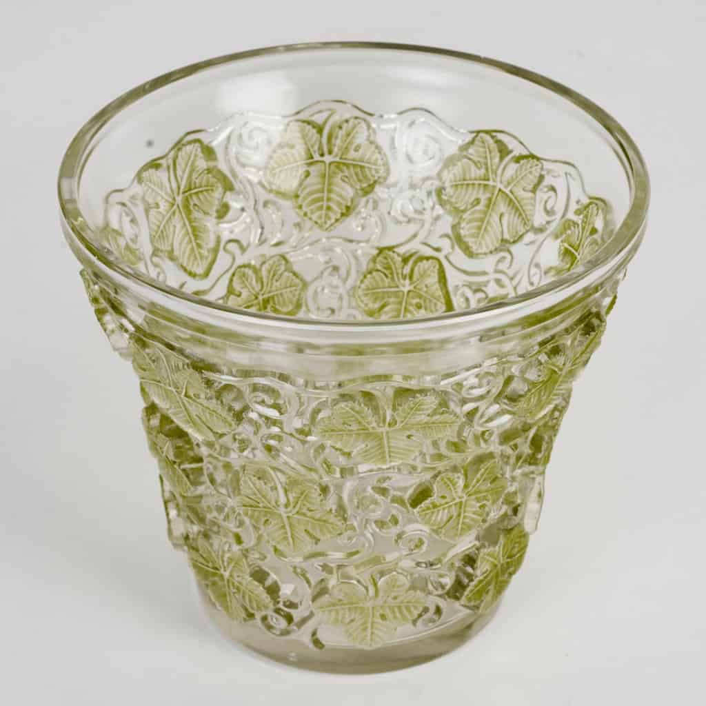 1938 René Lalique – Vase Seau à Champagne Reims Verre Blanc Patiné Vert 5