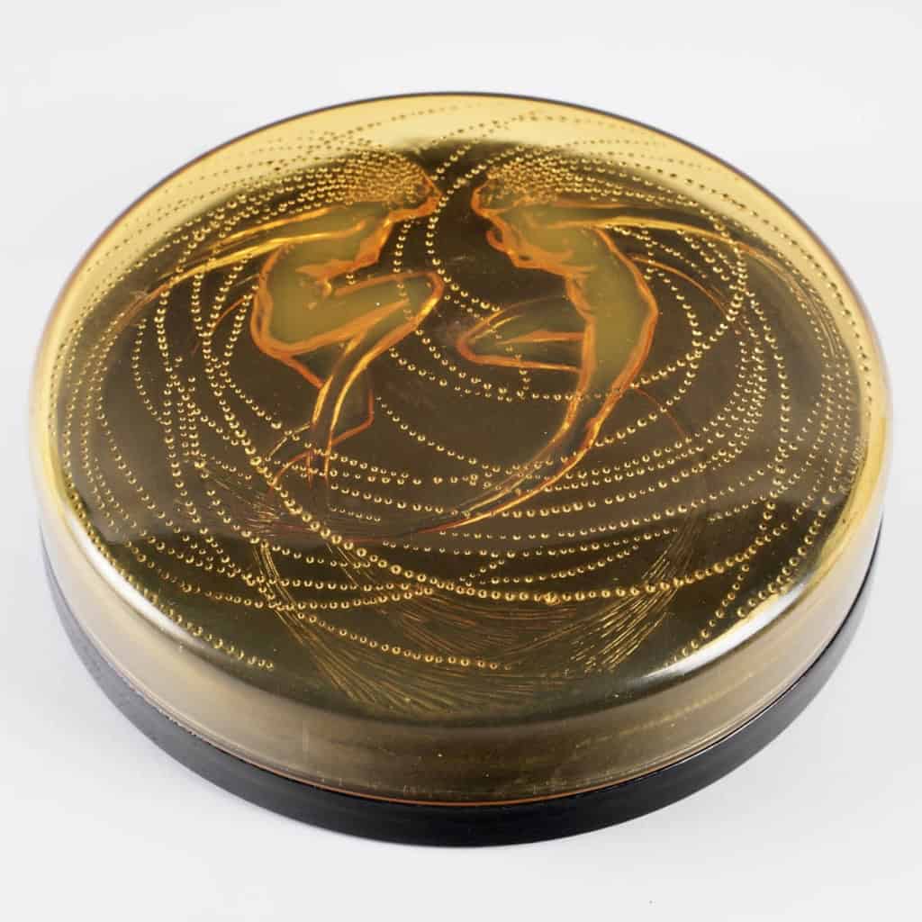 1921 René Lalique – Boîte Deux Sirènes Verre Orange Opalescent 3