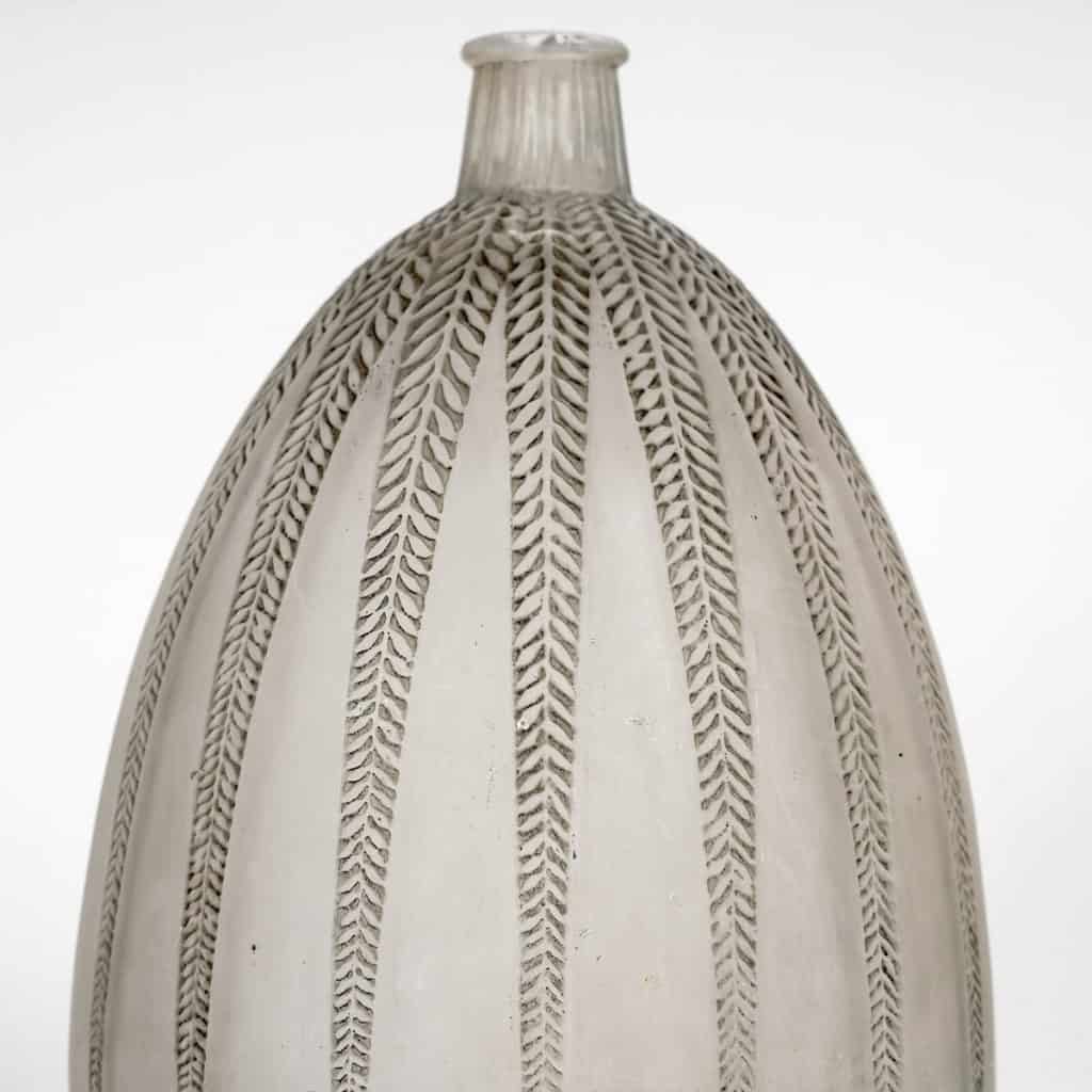 1921 René Lalique – Vase Mimosa Verre Blanc Patiné Gris 5