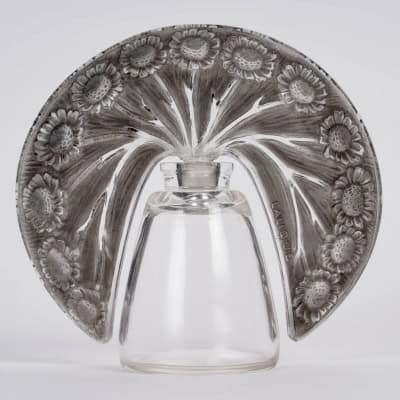 1913 René Lalique – Flacon Pâquerettes Verre Blanc Patiné Gris Pour Roger Et Gallet