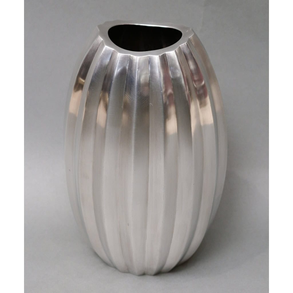 VASE ovoïde en argent massif, Italie du Nord 4