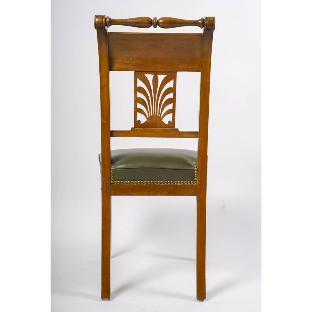 Belle Suite De 8 Chaises De Style Directoire. Fin XIXème Siècle. 8