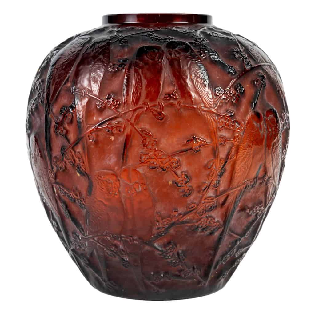 René Lalique – Vase” Perruches ” Teinté Ambre 3