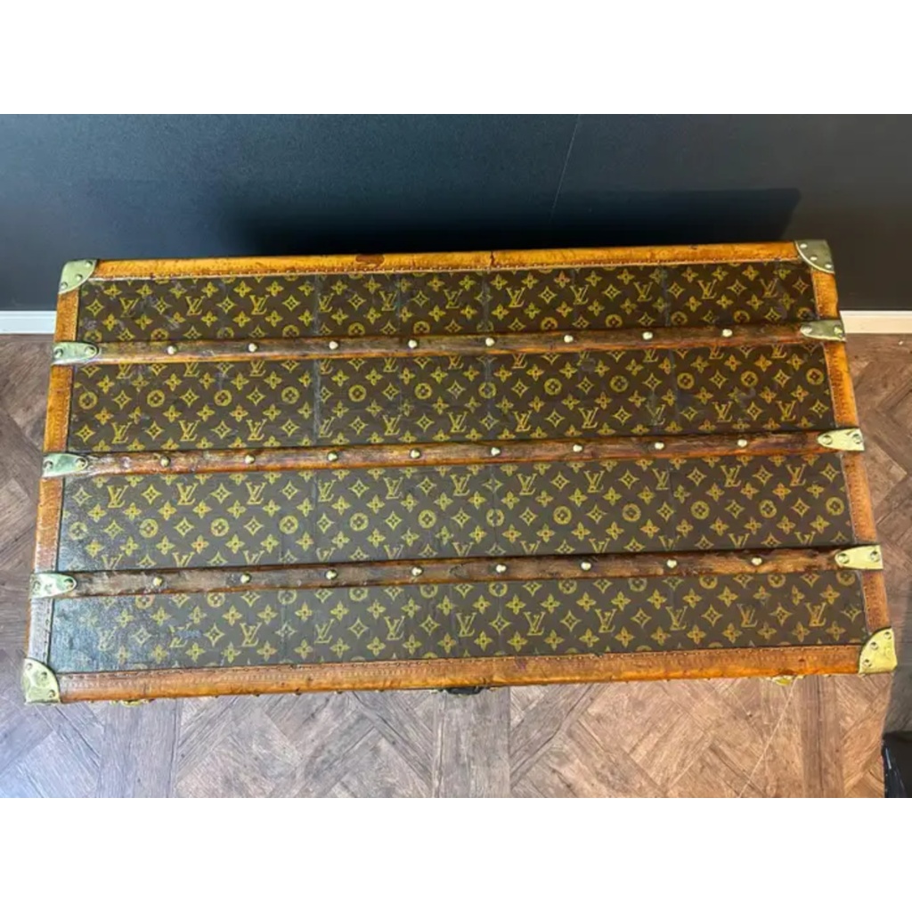 Malle Louis Vuitton monogramme 100 cm des années 1920-1930’s 10