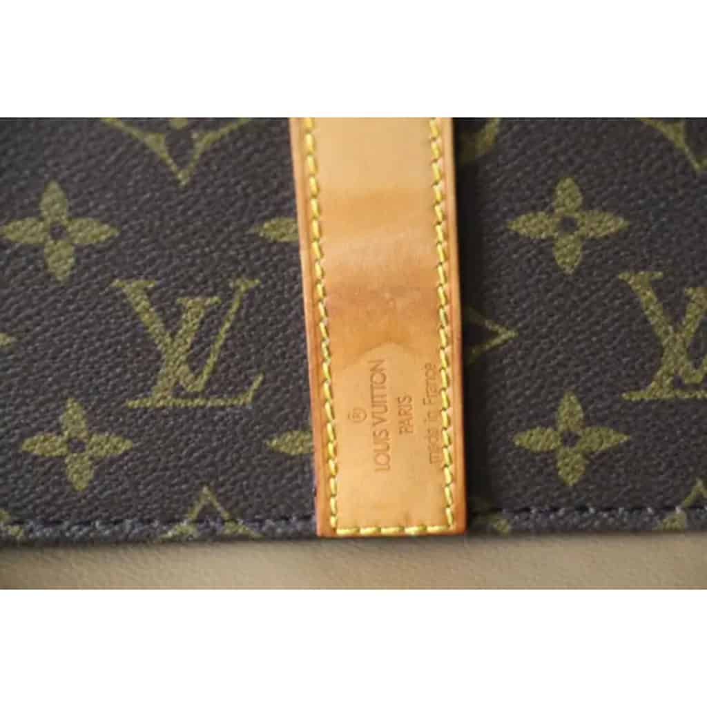 Vanity case Louis Vuitton avec bandoulière 10