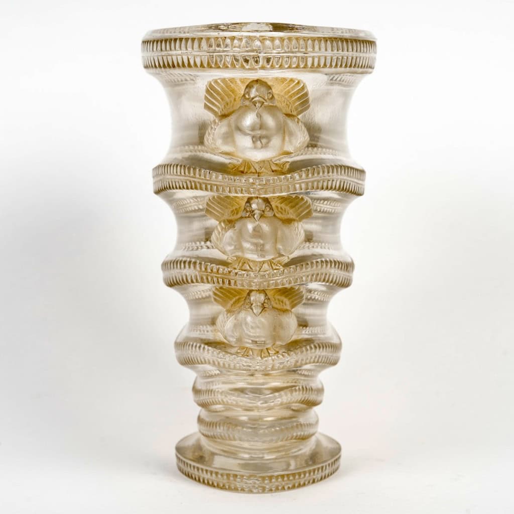 1939 René Lalique – Vase Saint Marc Verre Blanc Patiné Sépia 5