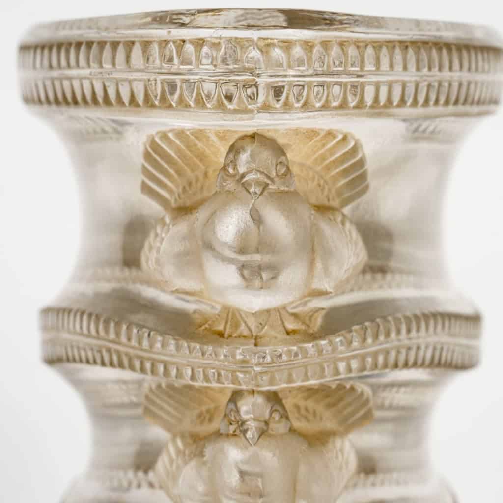 1939 René Lalique – Vase Saint Marc Verre Blanc Patiné Sépia 9