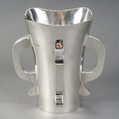 Orfèvre G & S. Ltd – VASE MODERNiSTE EN ARGENT MASSIF LONDRES 1916 3