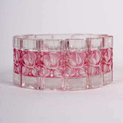 1928 René Lalique – Bracelet Art Déco Cerisier Verre Blanc Patiné Rose