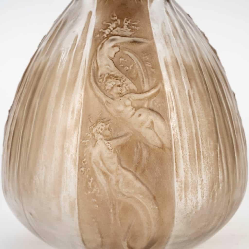 1911 René Lalique – Carafe Sirènes Et Grenouilles Verre Blanc Patiné Sépia 8