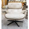 Charles et Ray Eames & Mobilier International – Lounge Chair et ottoman 17