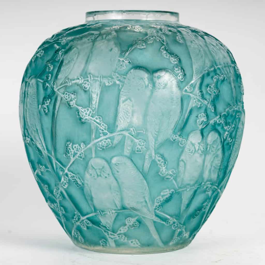 1919 René Lalique – Vase Perruches Verre Blanc Patiné Turquoise 3