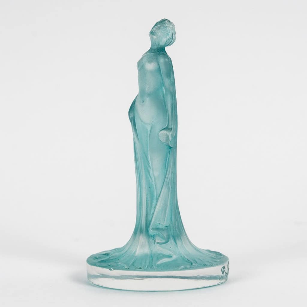 1912 René Lalique – Cachet Statuette Drapée Verre Blanc Patiné Turquoise 4