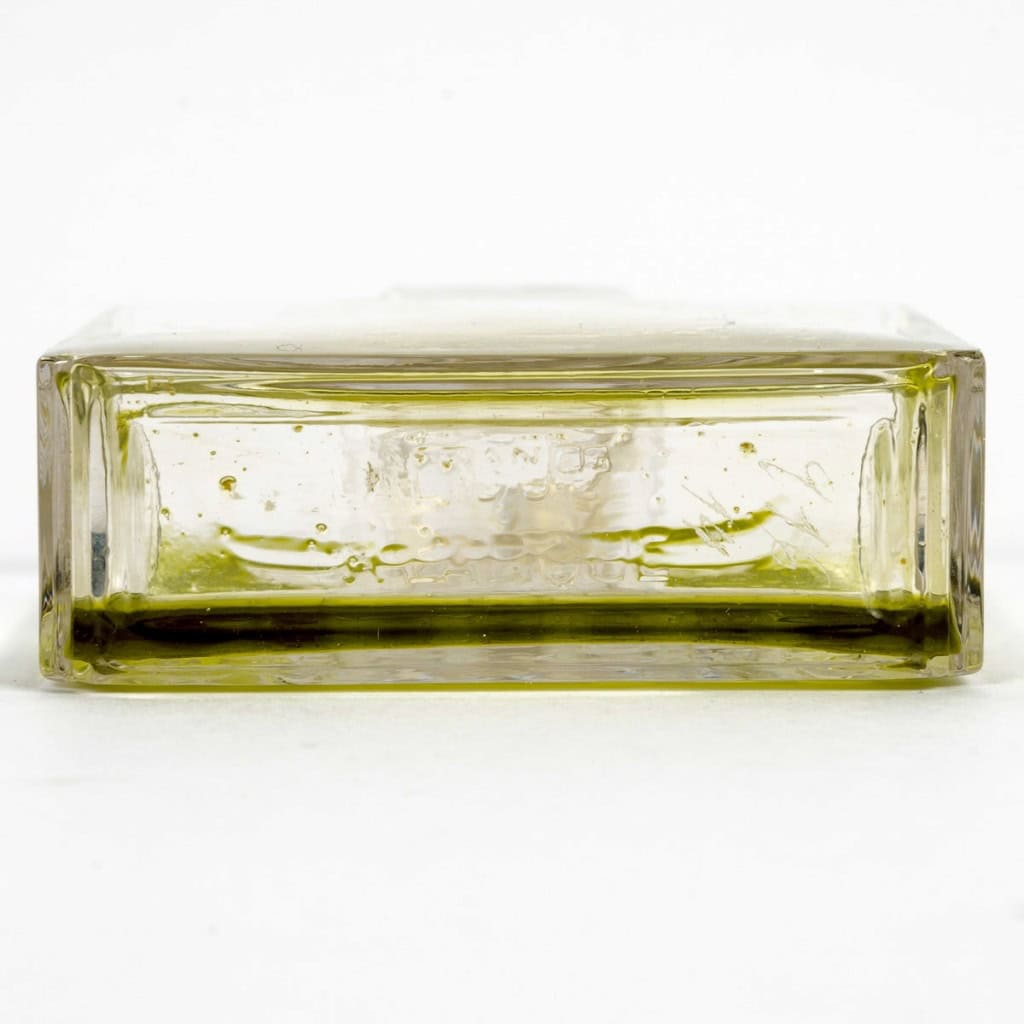 1919 René Lalique – Flacon Oeillet Verre Blanc Pour Houbigant 8