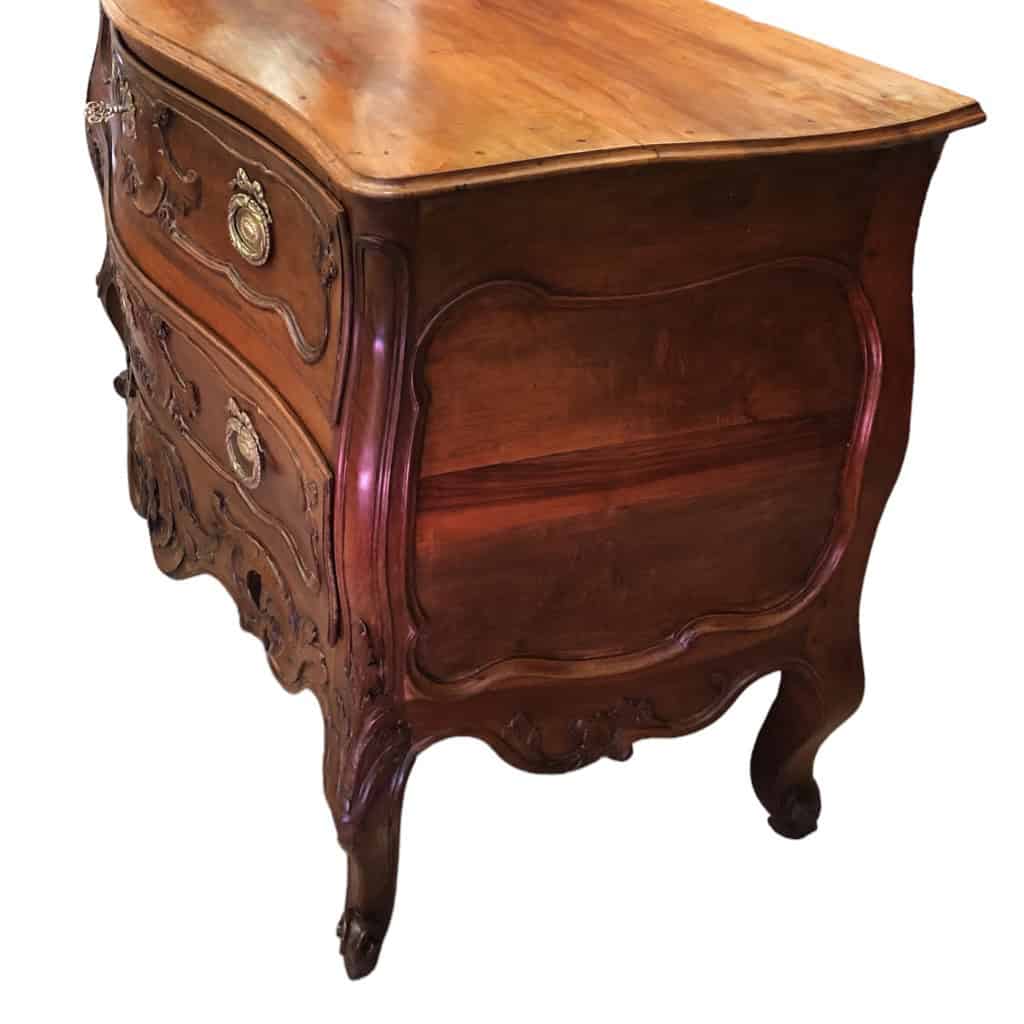 Commode Provençale 18è Nîmoise En Noyer Sculptée De Volutes Rocailles Ouvrant Par Deux Tiroirs 8