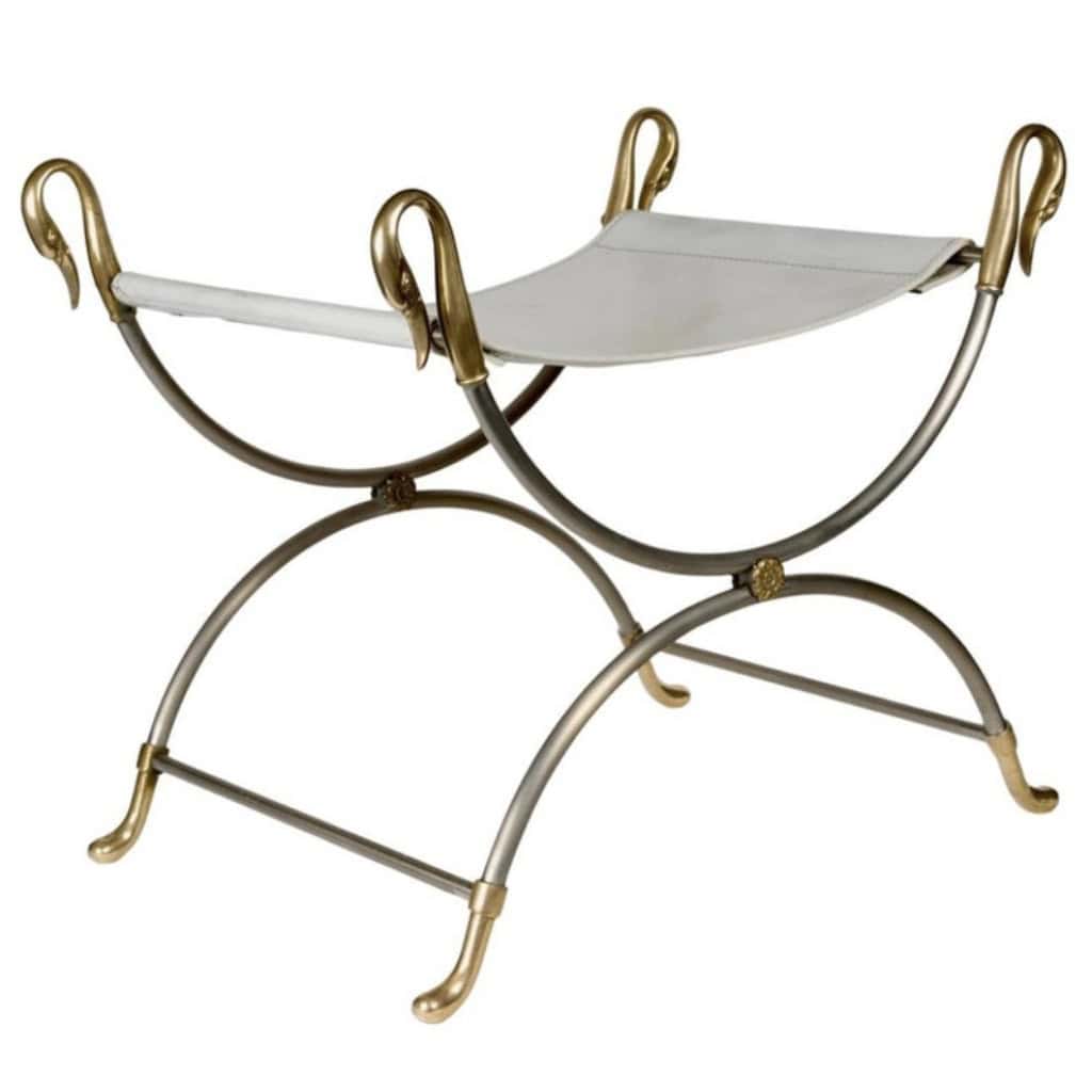 1970 Tabouret curule en bronze doré et argenté modèle « Swans » de la Maison Charles. 8