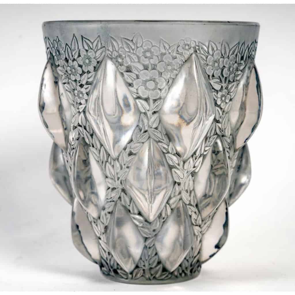 1927 René Lalique – Vase Rampillon Verre Blanc Patiné Bleu 4