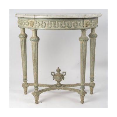 Console de style Louis XVI.