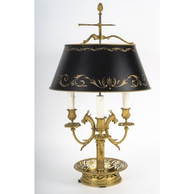 Lampe bouillotte de style Louis XVI.