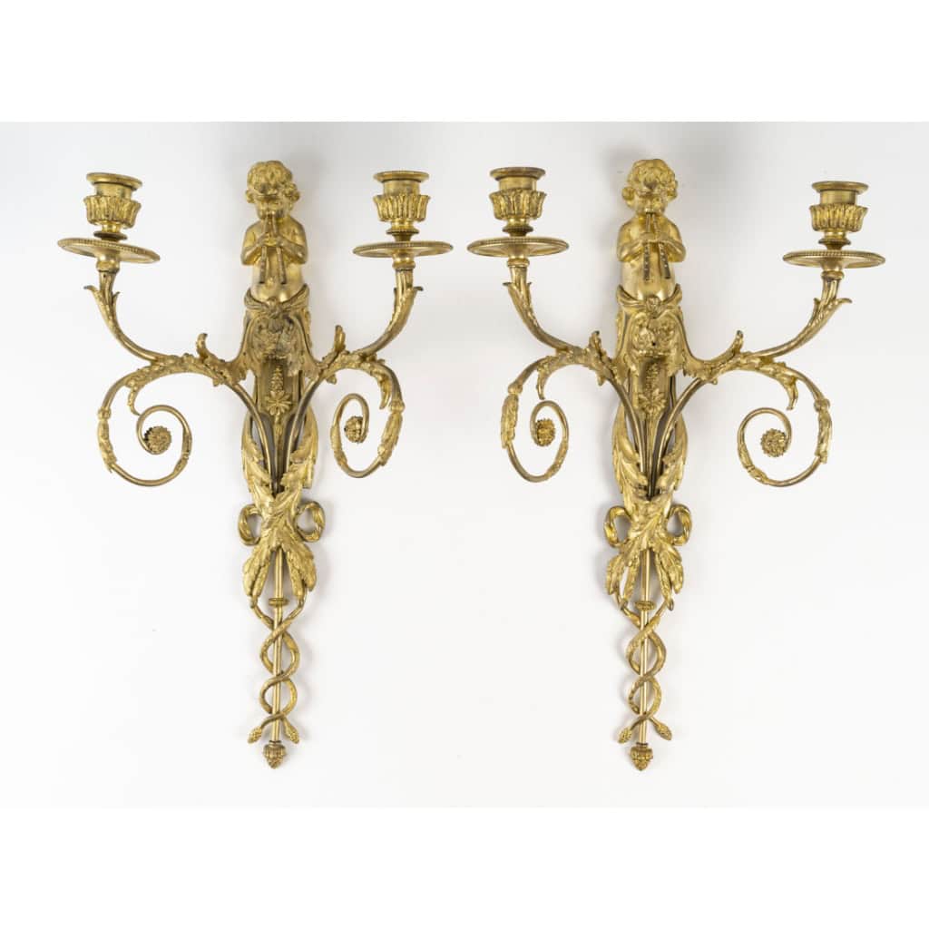 Paire d’appliques d’époque Louis XVI (1774 – 1793). 3