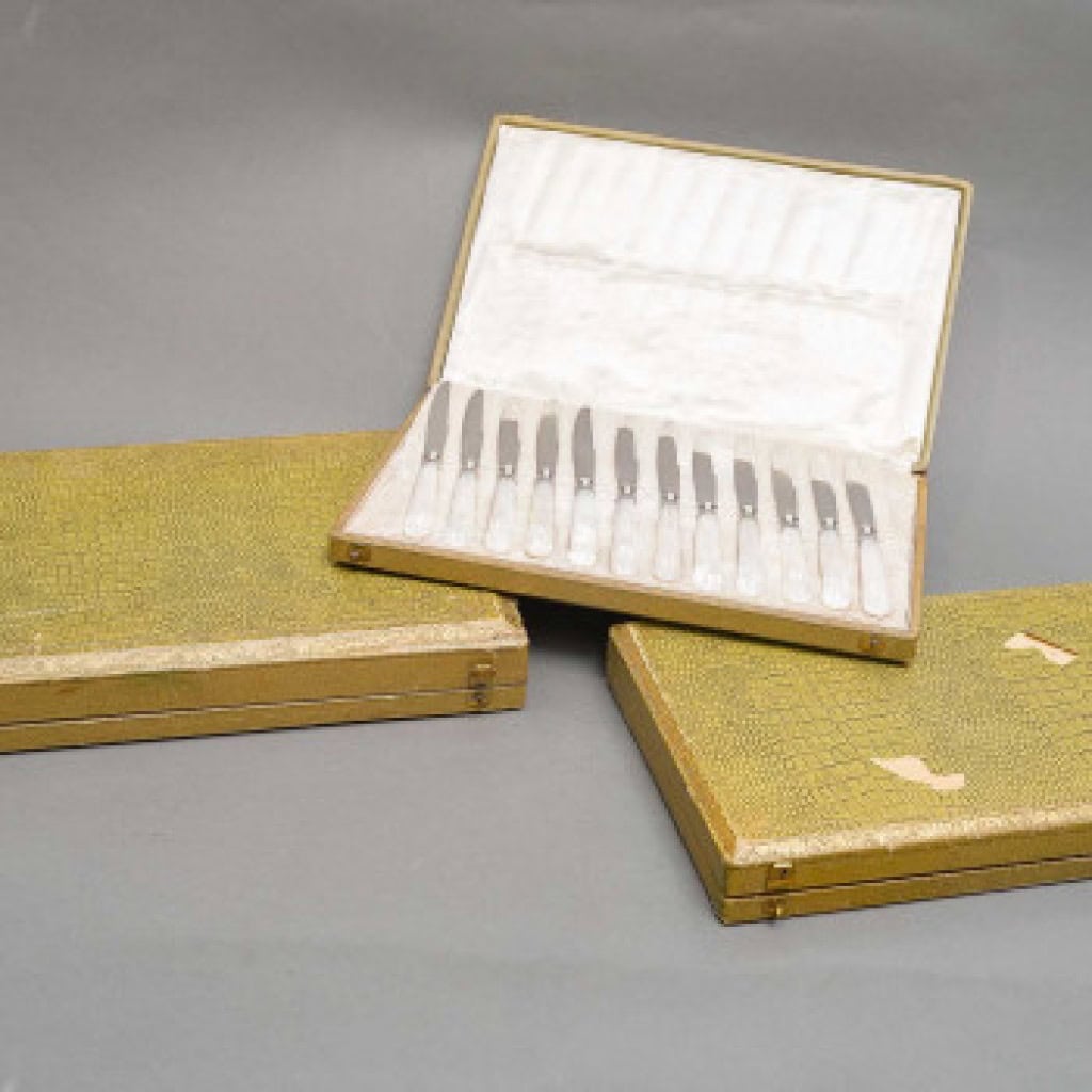 Service de coutellerie de 36 couteaux en coffret d’origine ART DECO 5