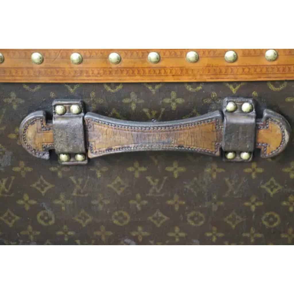 Malle Louis Vuitton des années 1920 monogrammée, 110 cm 12