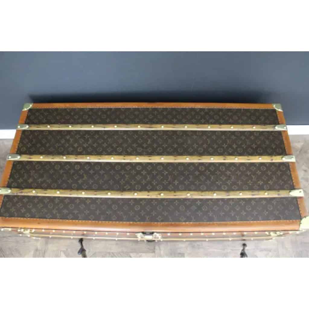 Malle Louis Vuitton monogramme 120 cm des années 1920’s 13