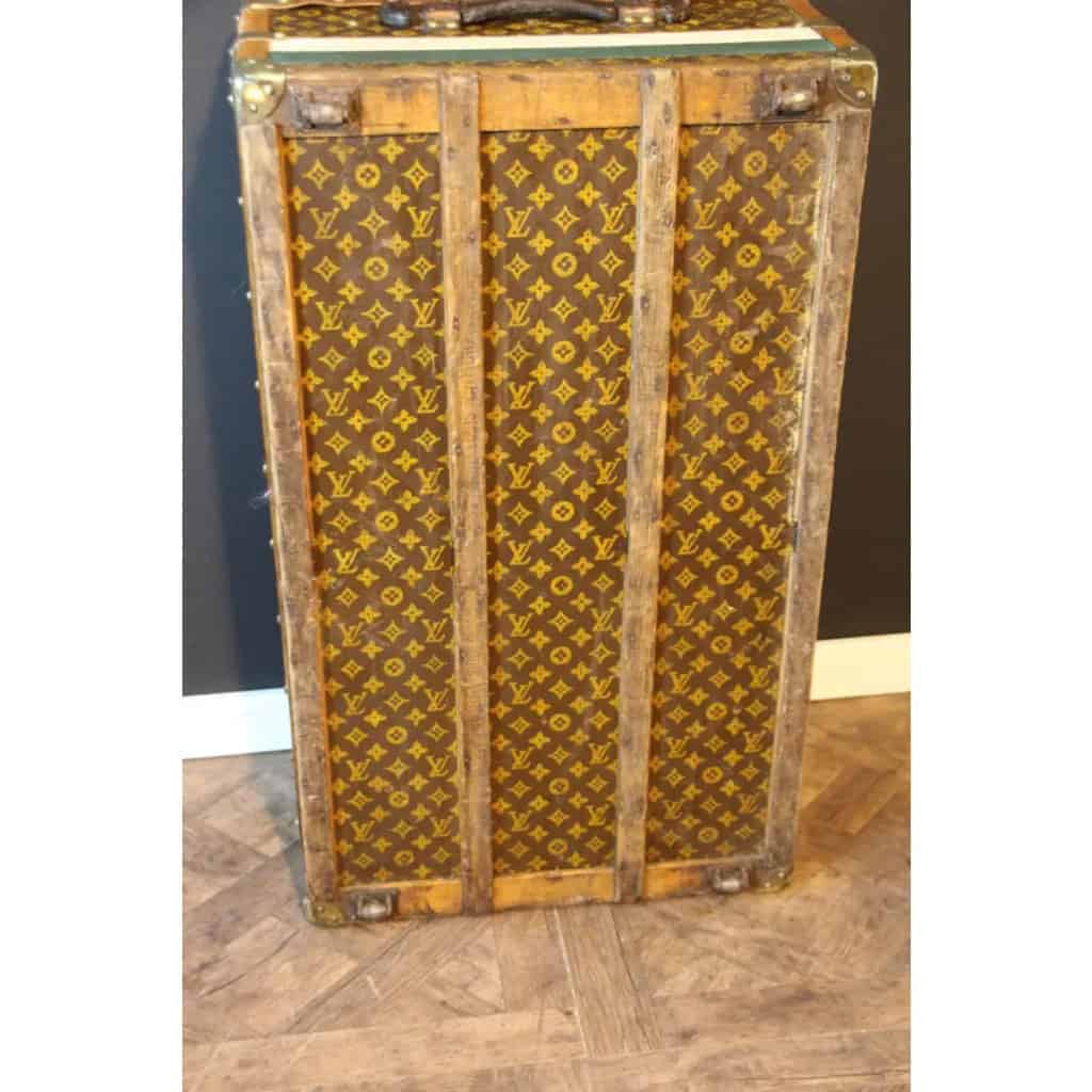 Malle Louis Vuitton cabine 90 cm des années 1920-1930 21