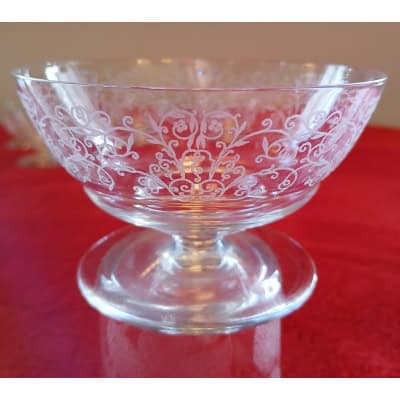 7 COUPES À CHAMPAGNE signées. En cristal. BACCARAT MODÈLE LULLI