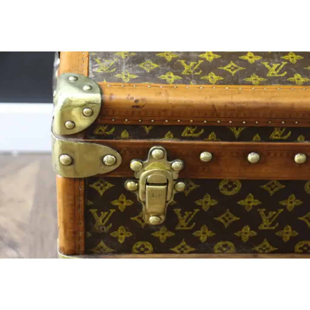 Malle Louis Vuitton cabine 90 cm des années 1920-1930 7