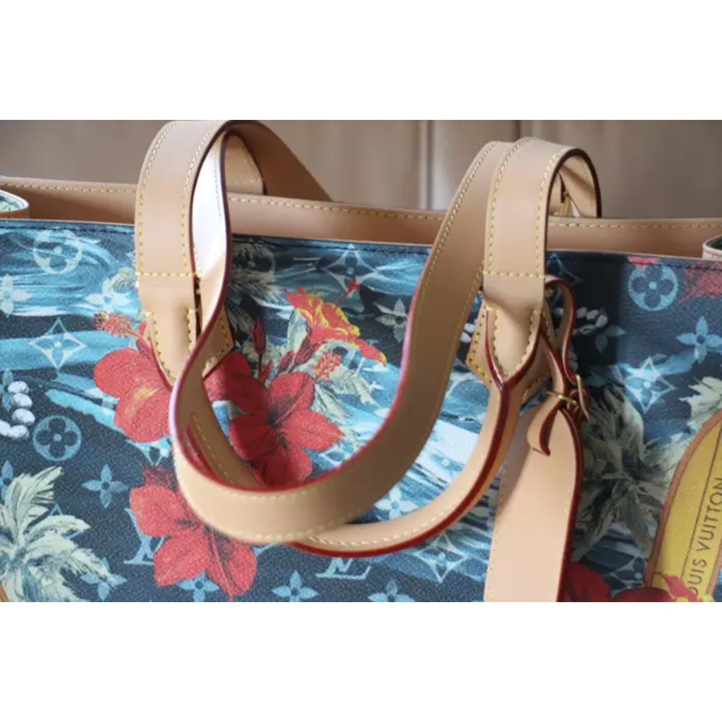 Sac plat Louis Vuitton édition limitée 2024 avec toile Monogram Surfin, neuf 8