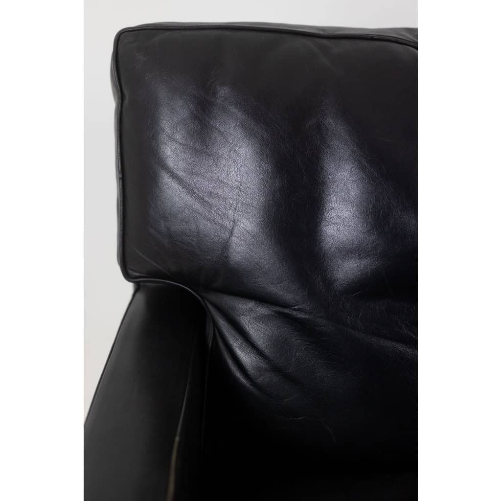 Paire de fauteuils en cuir noir et métal chromé. Années 1970. LS61441453J 13