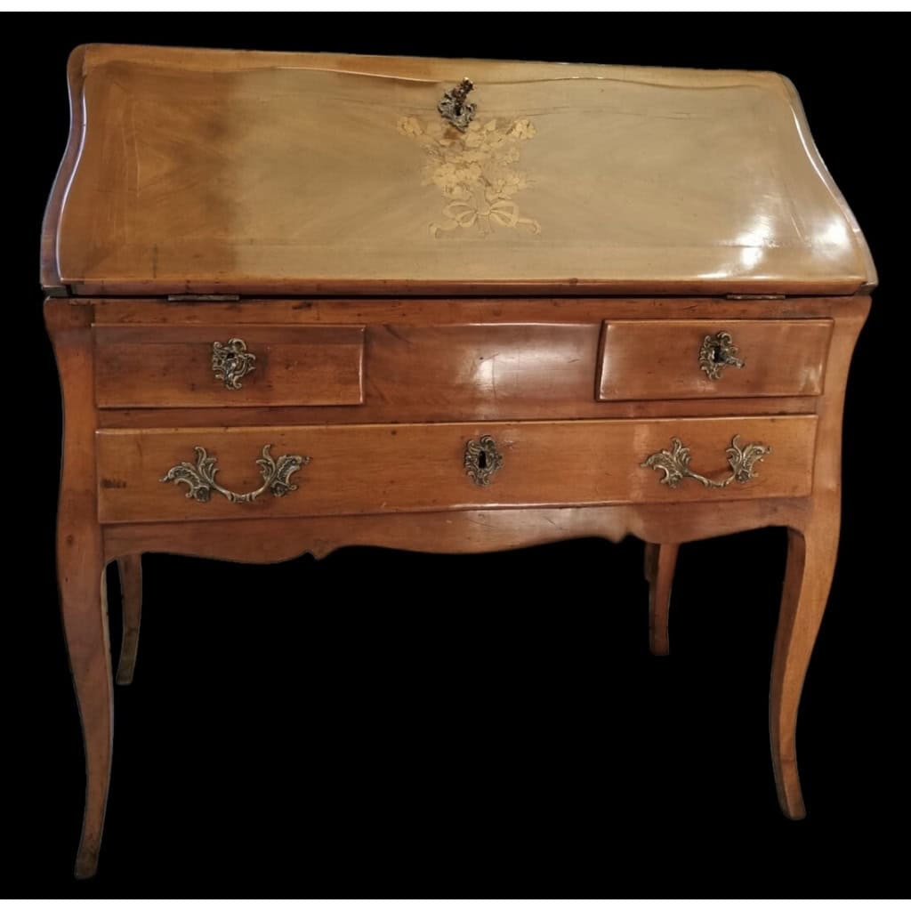 Bureau de pente époque Louis XV noyer et placage de bois fruitier quatre pieds cambrés trois tiroirs 12