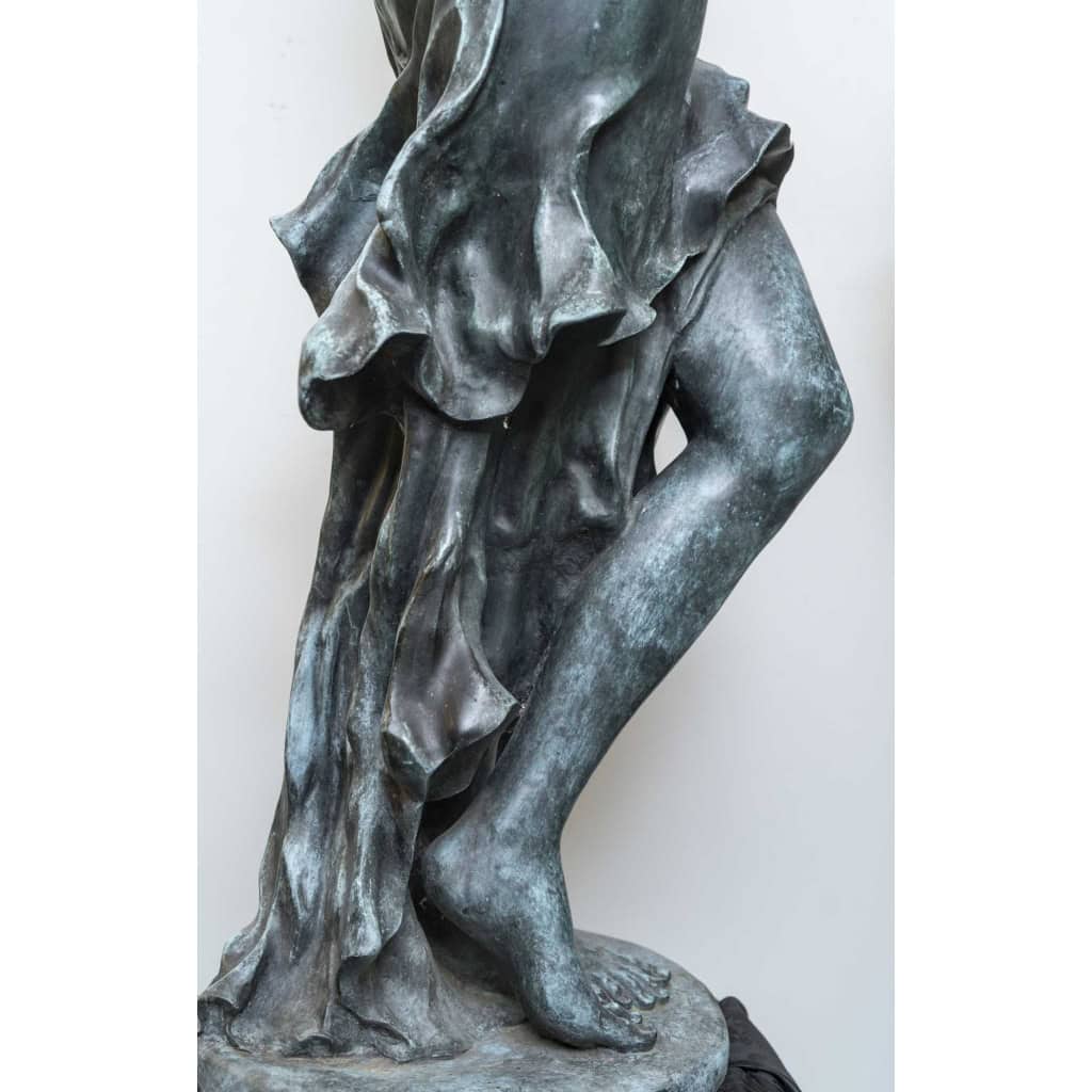 Grande sculpture « Femme dansant » circa 190 5